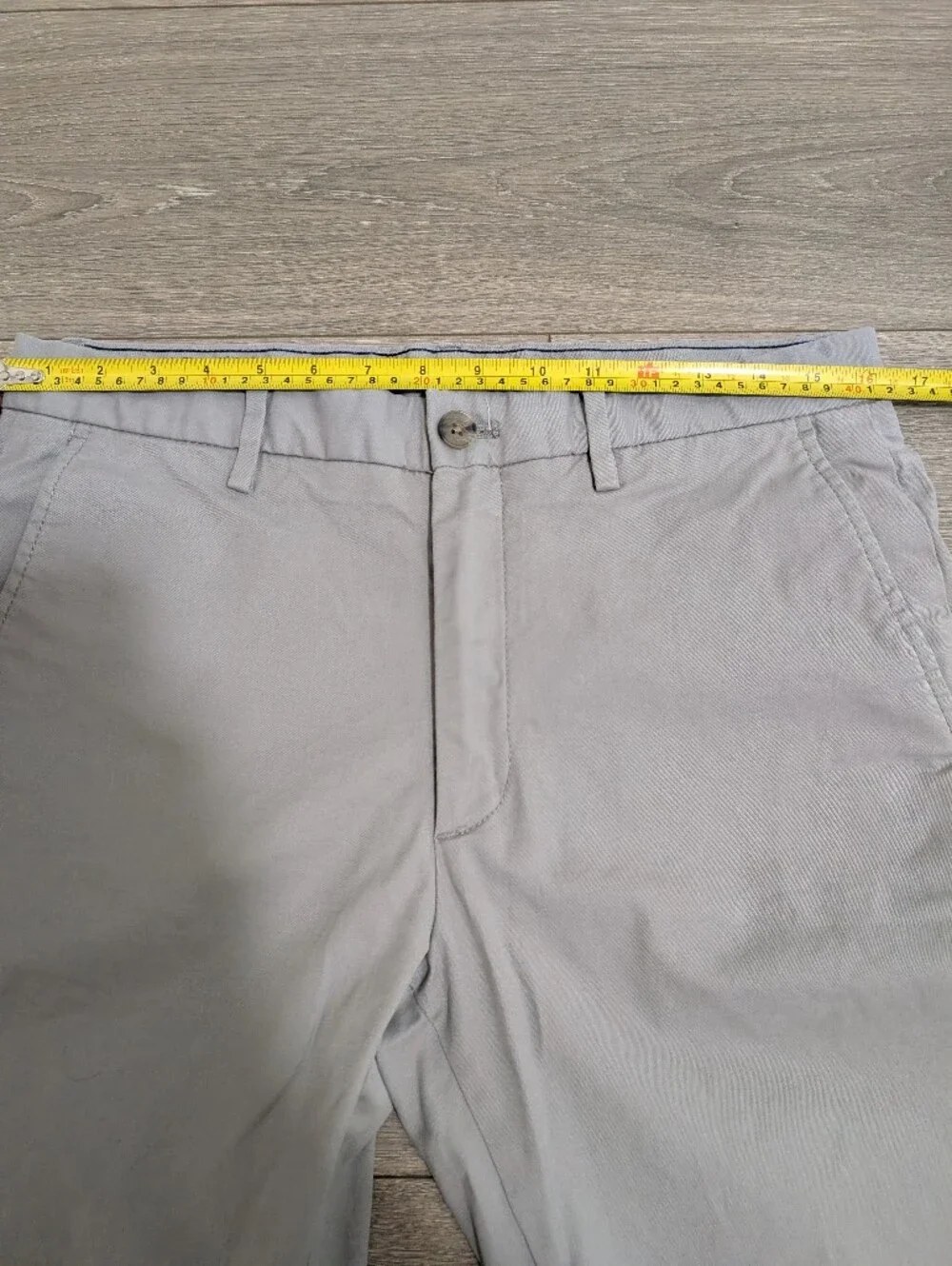 Banana Republic Lived-In Chino Skinny Fit Embroidered BR Logo Gray Pants•32×32